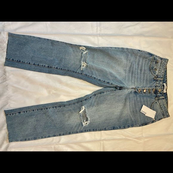 Just Fab High-Waisted Vintage Straight Jeans - Picture 2 of 8